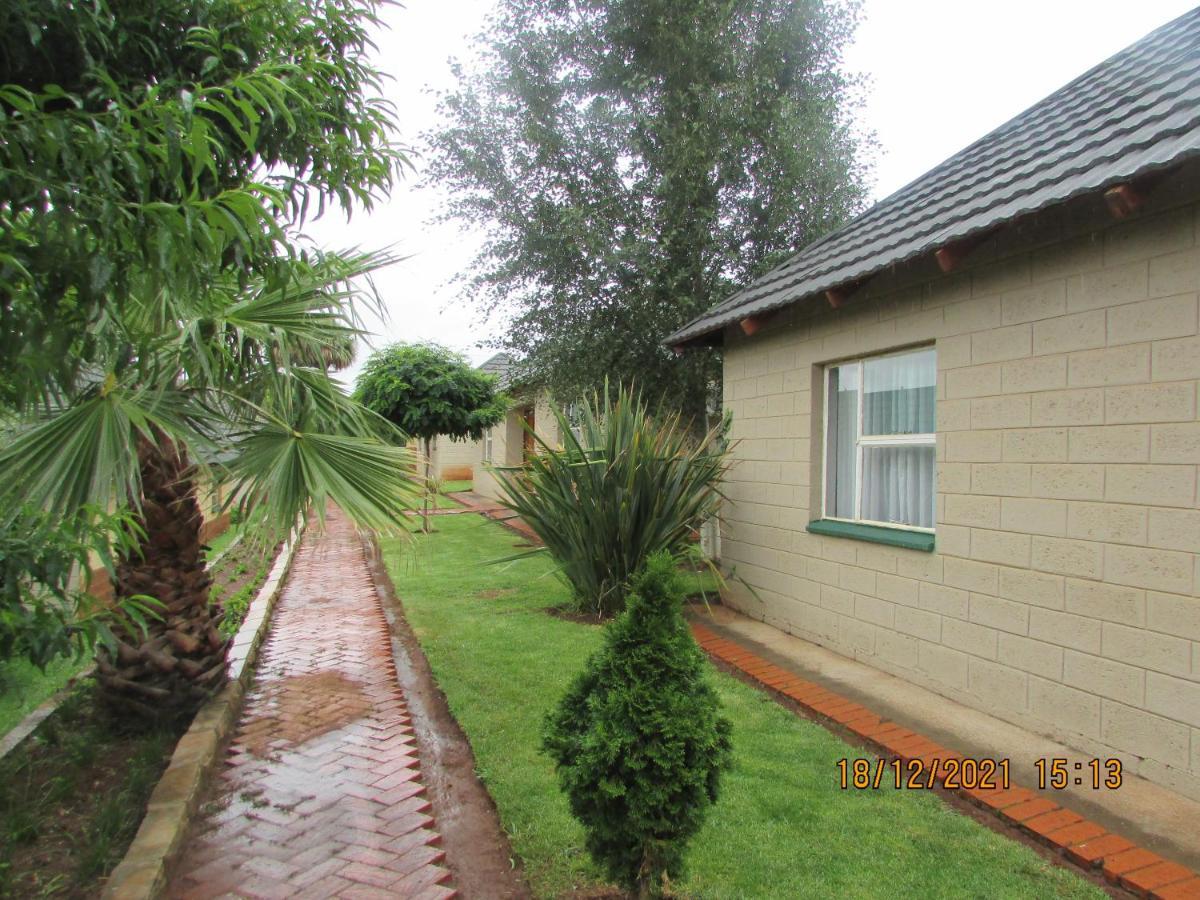 Aloes Lodge Leribe Exteriör bild