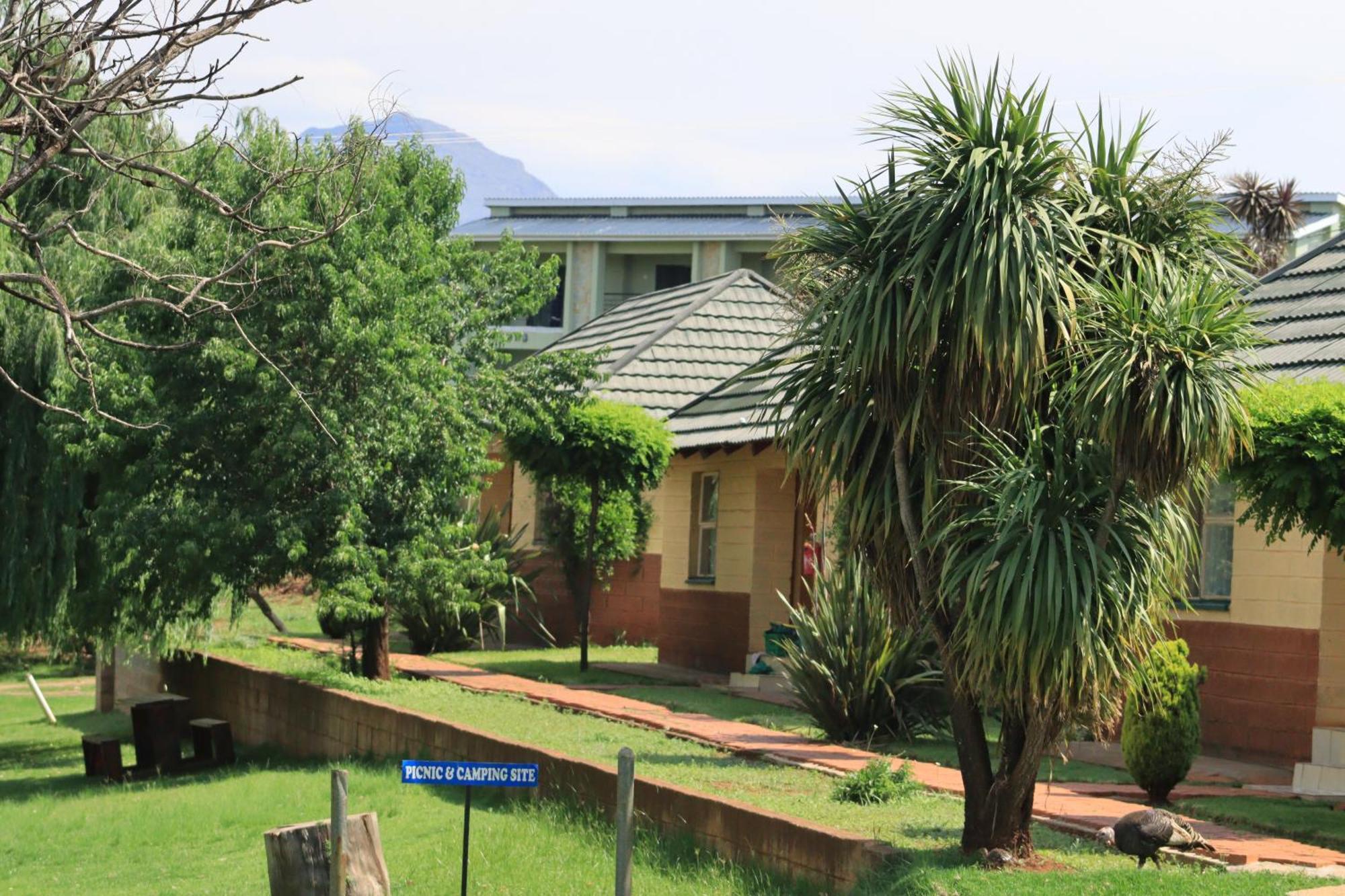 Aloes Lodge Leribe Exteriör bild