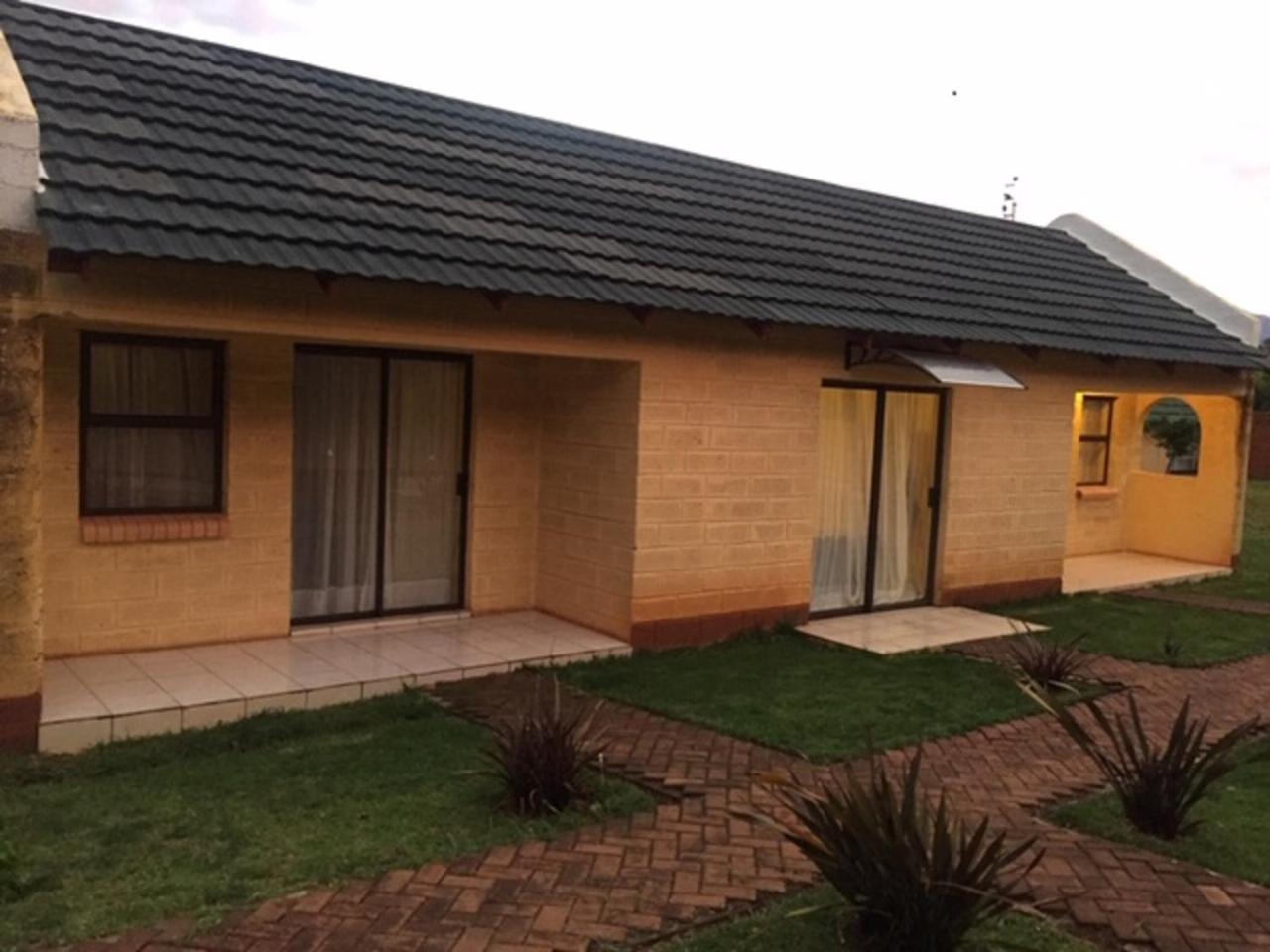 Aloes Lodge Leribe Exteriör bild